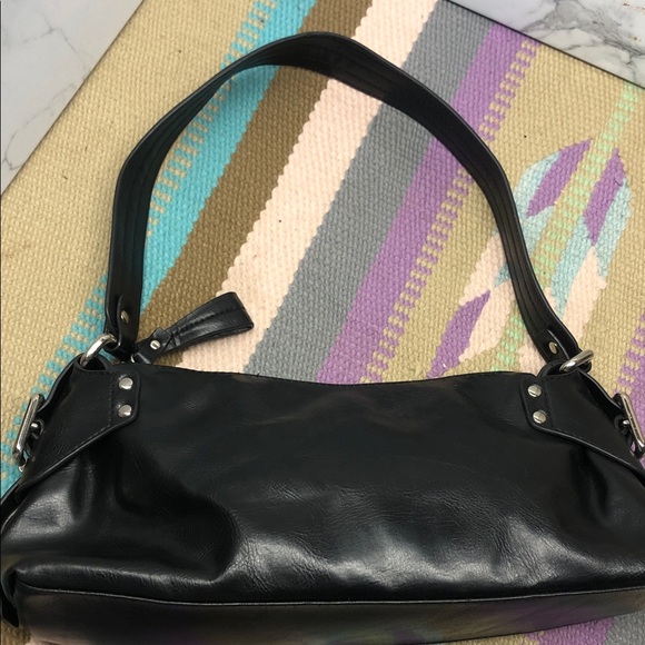 Axcess - A Liz Claiborne Company Black Leather Shoulder Bag...